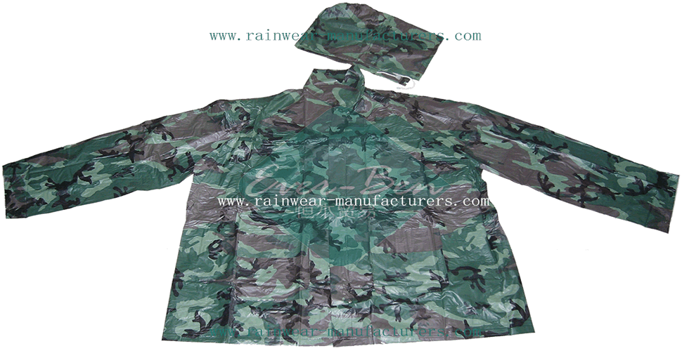 3 colors camouflage plastic rain jacket-mens plastic raincoat.jpg